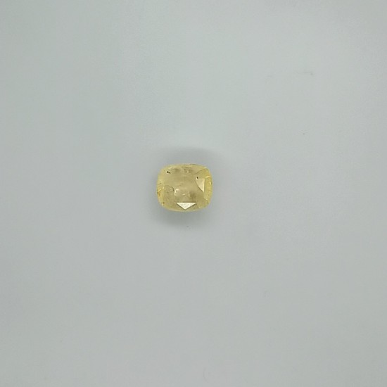 Yellow Sapphire (Pukhraj) 5.74 Ct gem quality Yellow Sapphire (Pukhraj) 5.74 Ct gem quality
